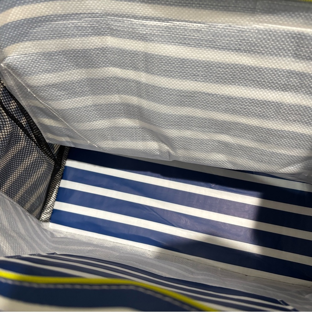 Scout Blue and Yellow Striped Tennis tote new with tags - Picture 5 of 6